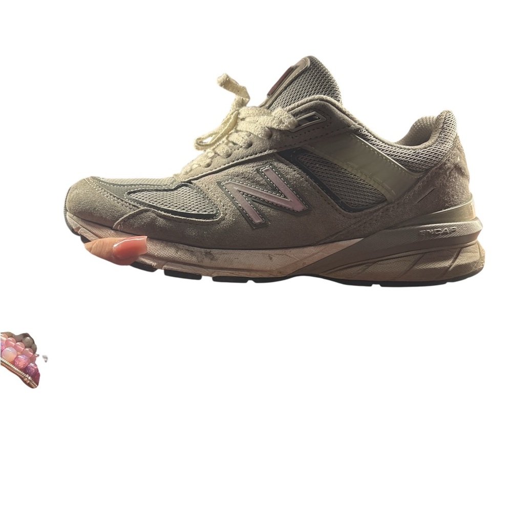 New Balance Men’s Gray Sneakers